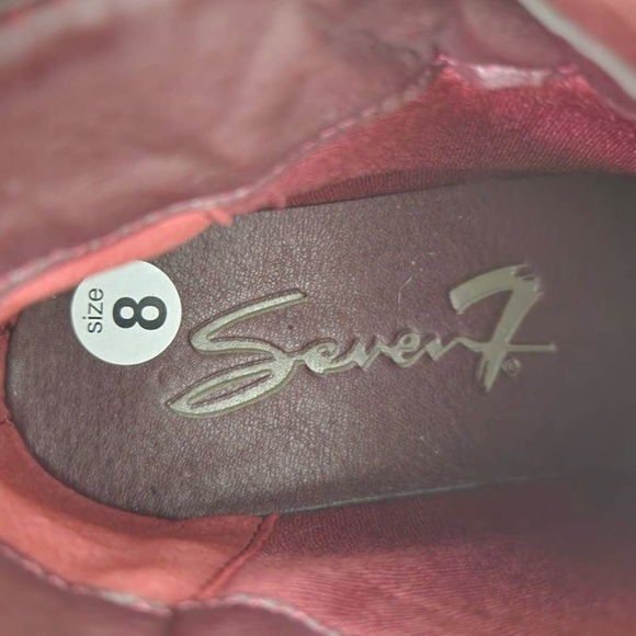 Seven7 Oxblood Ankle Bootie NWT Size 8 Wine Micro Suede Bootie - Picture 9 of 11